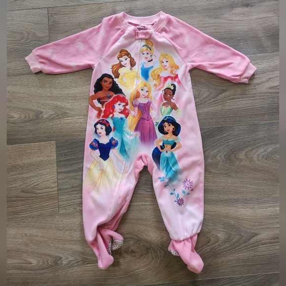 Disney Pajamas Disney Princess Girls Pajamas Baby 8mo Fleece Footed
